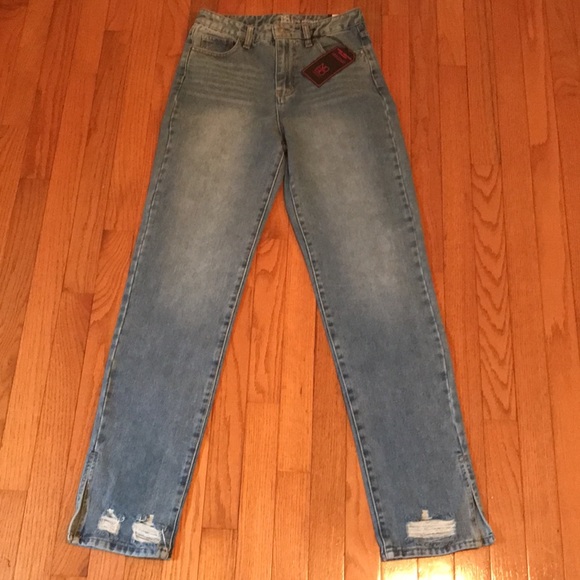 No Boundaries Super High Rise Straight Jeans Size 5 NWT - Picture 3 of 5